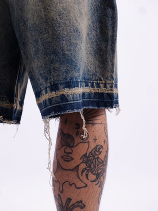 CONTAMINATED WASHED SHORT