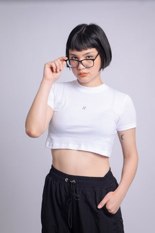 ESSENTIAL TOP