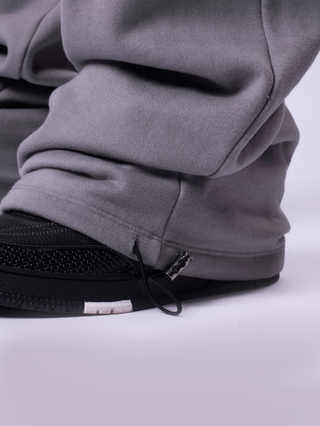 ESSENTIAL SET JOG GREY